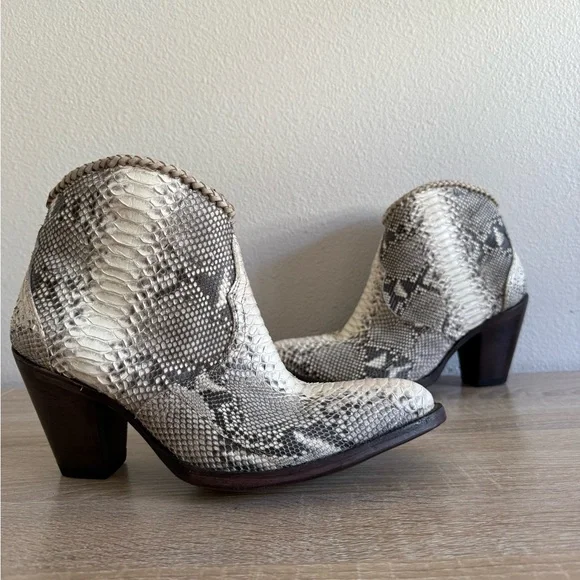 Azulado Kyra natural python snakeskin leather ankle boots women’s Sz 11 - Picture 2 of 9